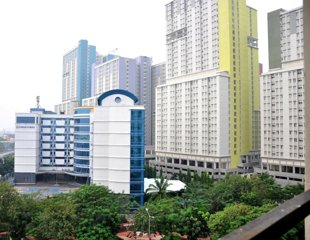 2BRs Lake View at Sunter Sunrise View