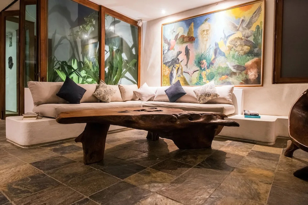 Villa Escalesia Galápagos Waterfront Hotel