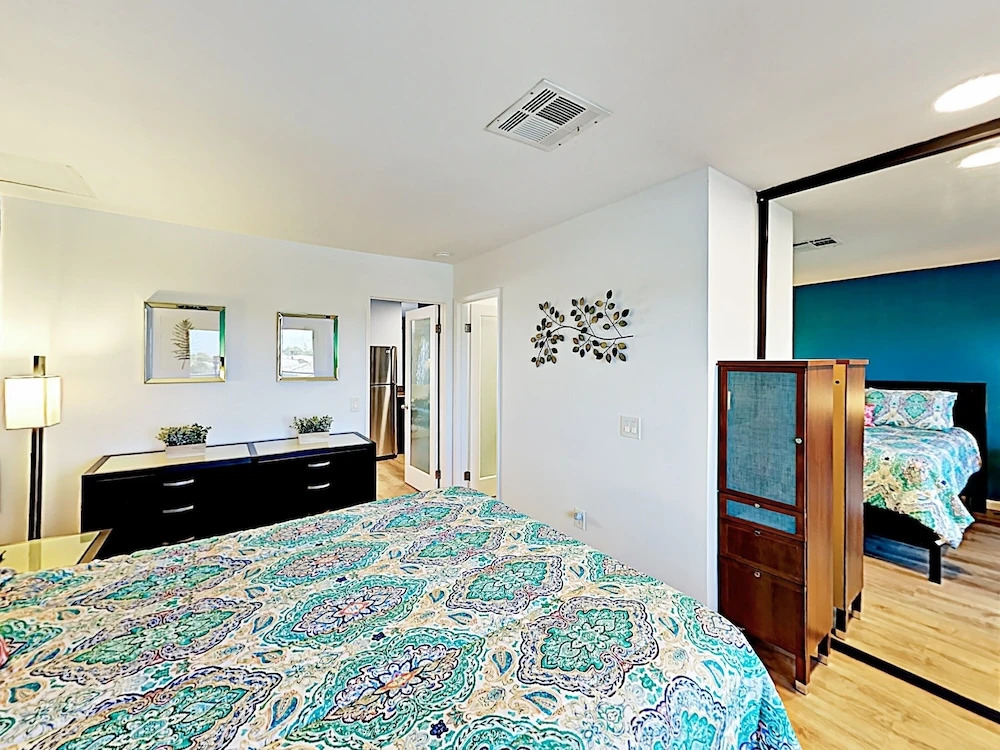 New Listing! Hip Hideaway W/ Heated Pool & Hot Tub 1 Bedroom Condo