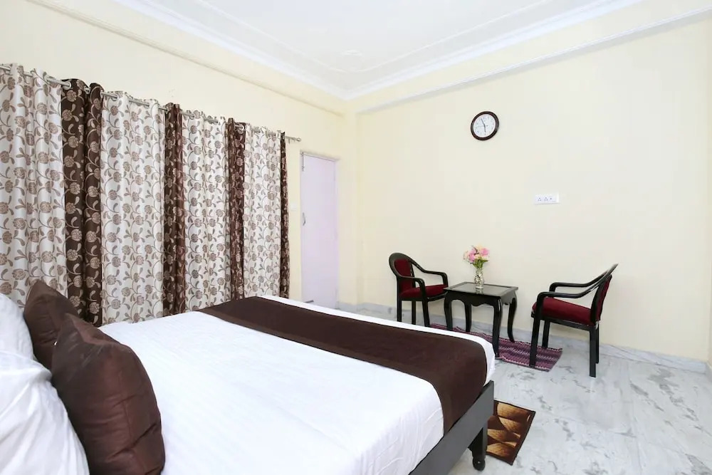 OYO 10737 Home Mountain View 3BHK Keleston