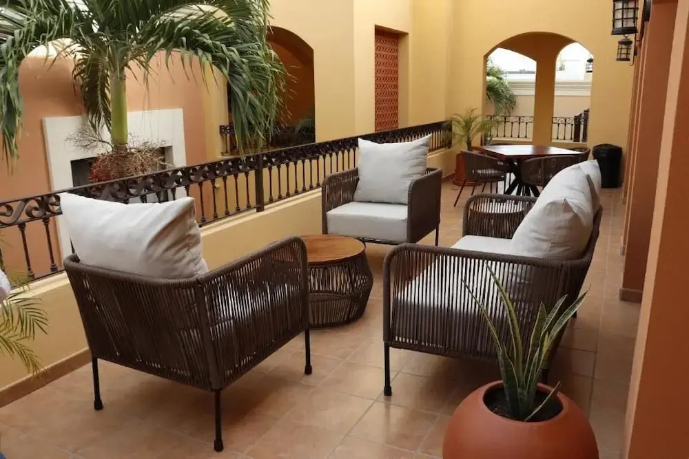 HOTEL COLLI
