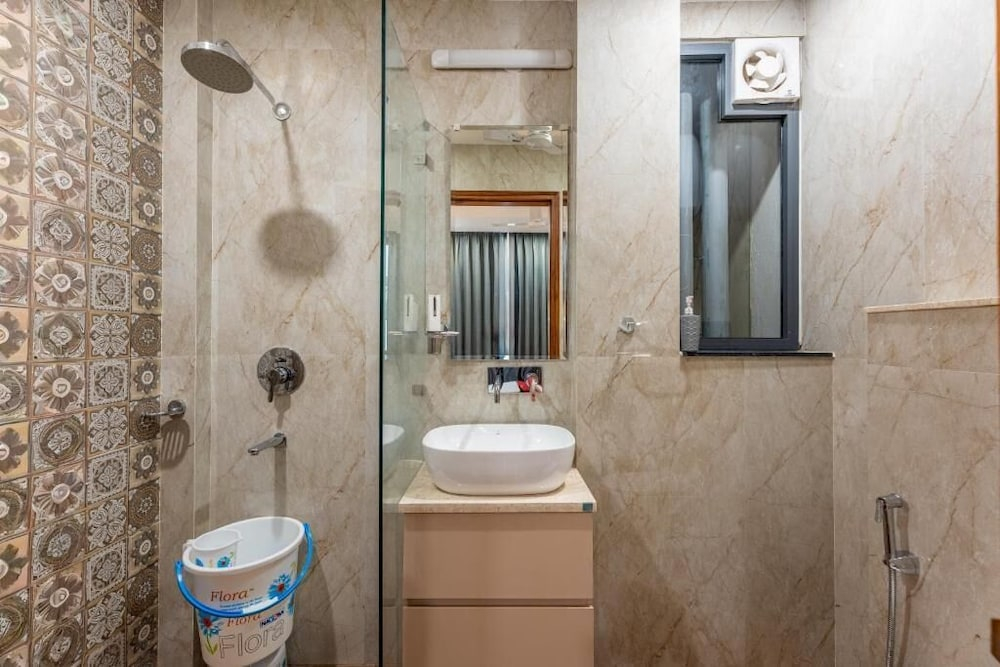 Fortune Home 3Bhk,Saket Near Max Hospital E-69