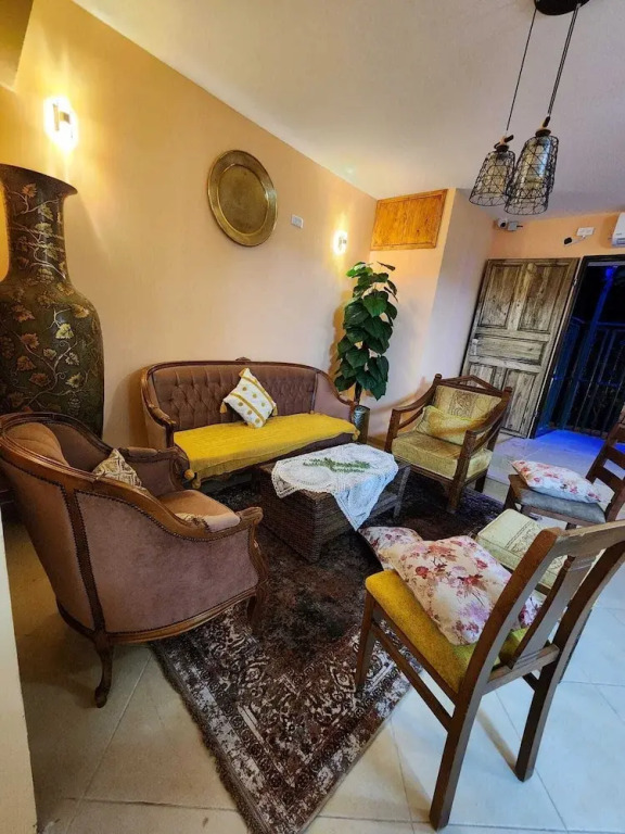 Seedi Yousef Hostel & Cafe