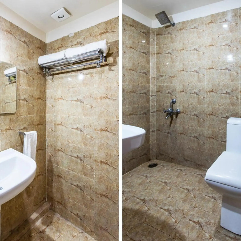 OYO 11929 Hotel Ridhi Sidhi