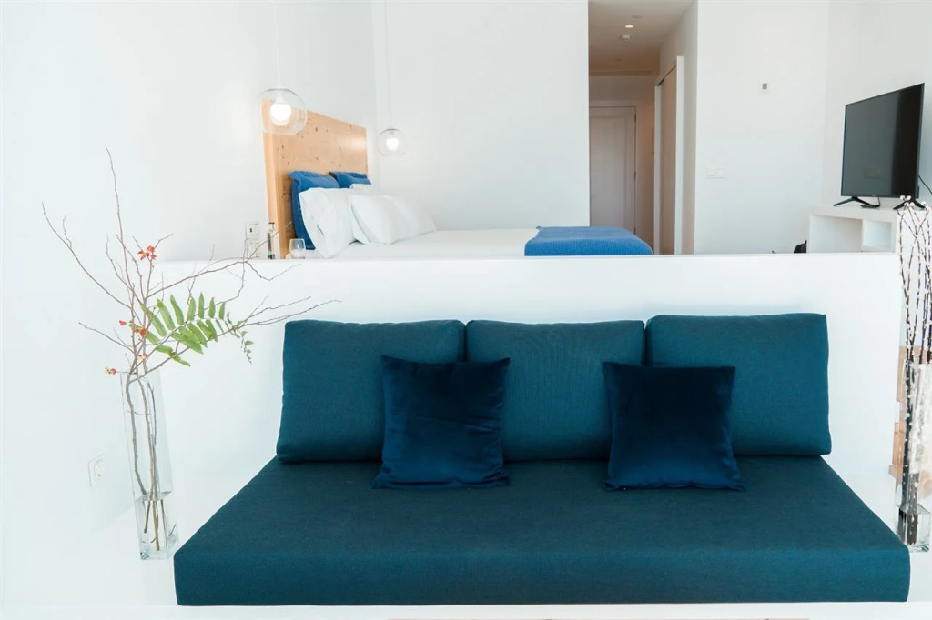 CalaLanzarote Suites Hotel