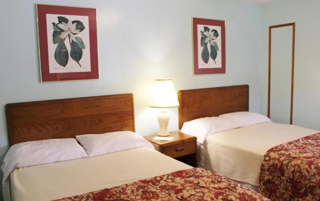 Barberry Court Motel &Cabins