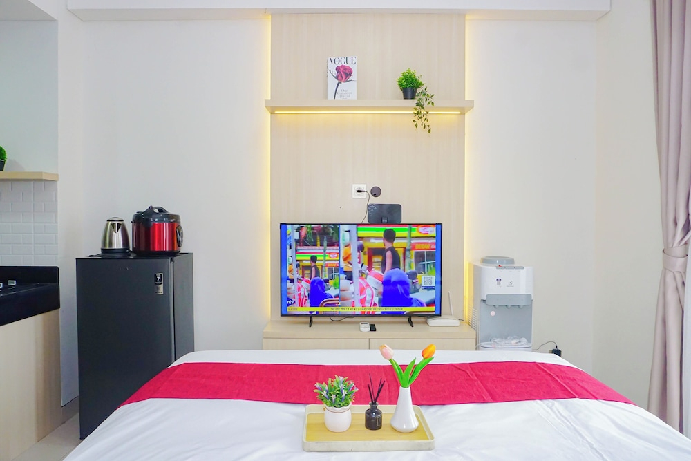 Chic Studio Near Trans Studio Cibubur At Transpark Cibubur Apartment