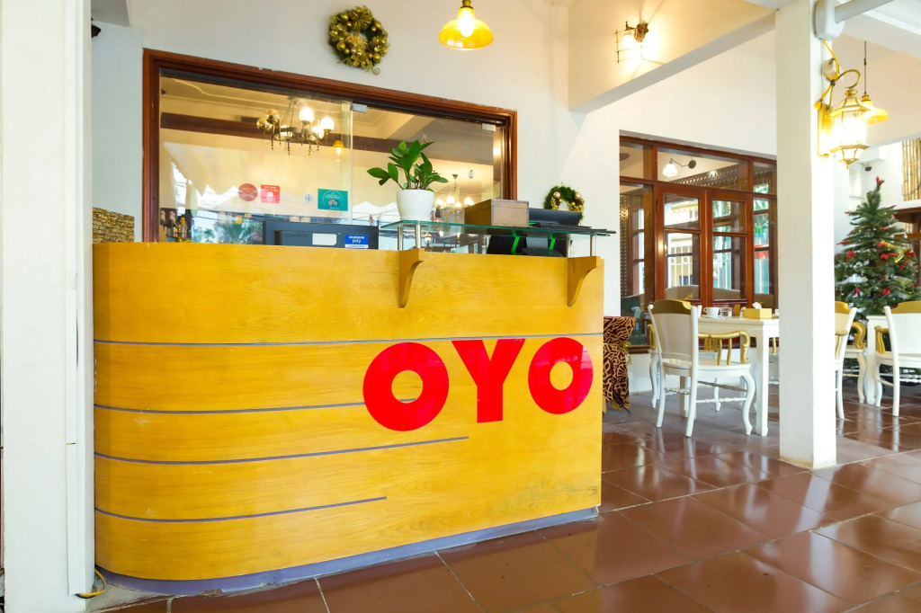 Aisha HOTELS and APARTMENTS