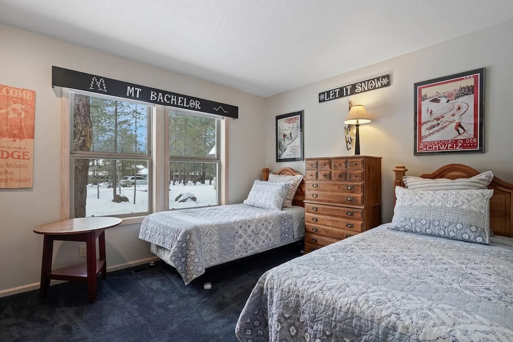 Beautifully Updated 6 Todd Home with Hot Tub and Easy Access to SHARC by RedAwning