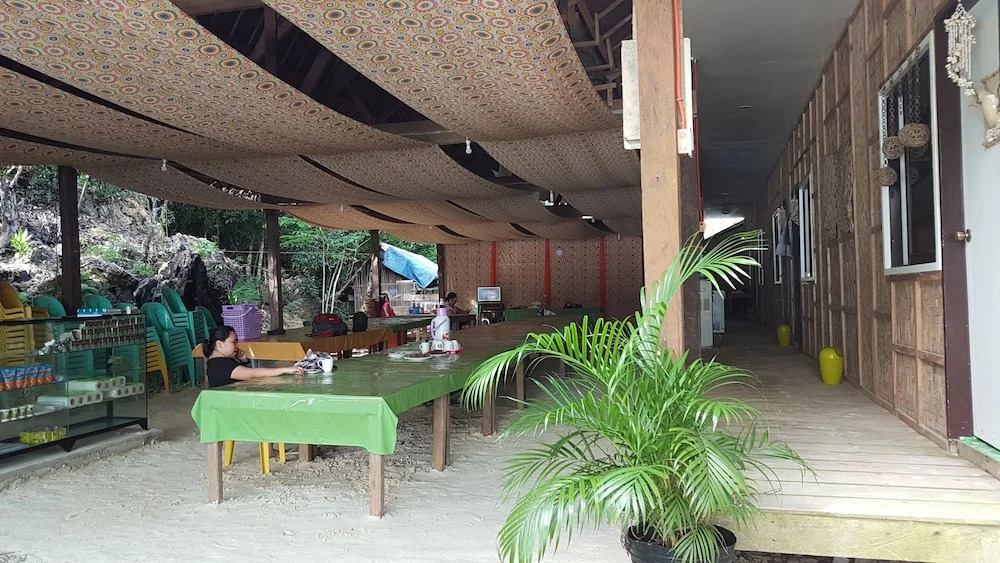 Sohoton Bay Resort