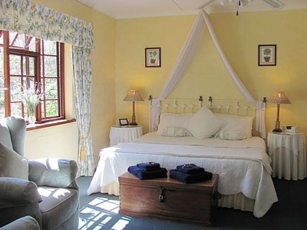 Kingfisher Country House