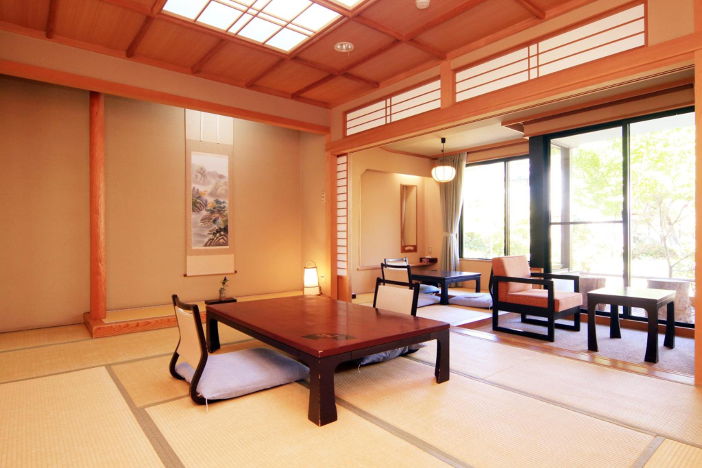 Yanagiya