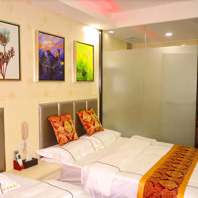 Yimi Hotel (Guangzhou Linhexi Metro Station)