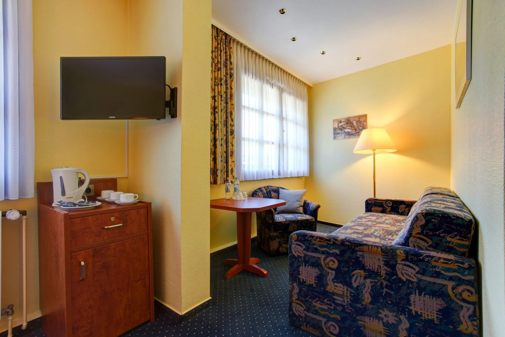 Hotel Elbinsel free parking