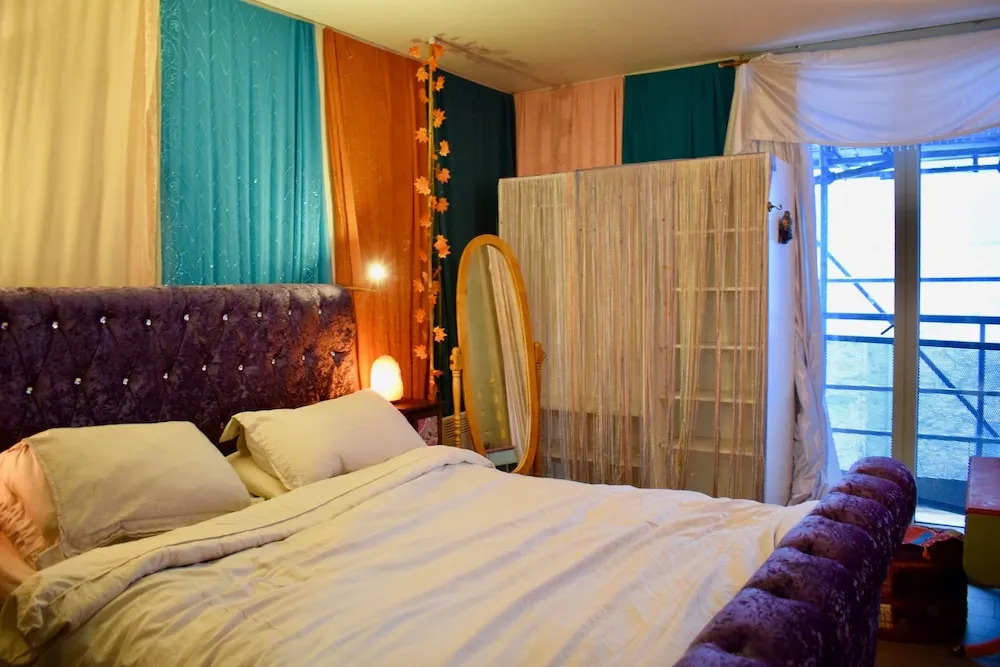 Vibrant 3 Bedroom Flat With Balcony Near Shoreditch