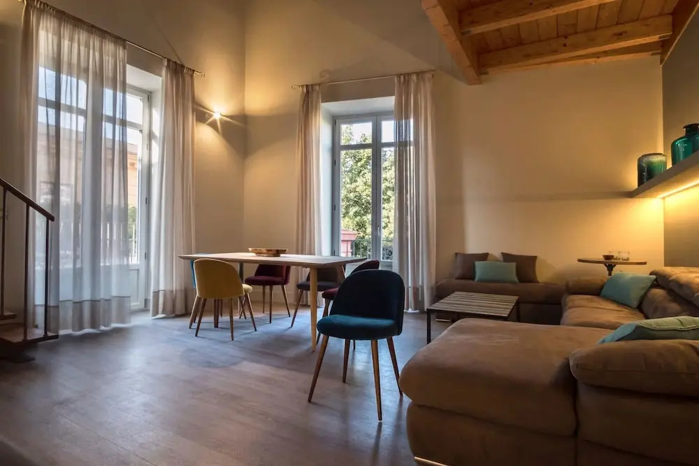 Casa Felice in Tasso Square