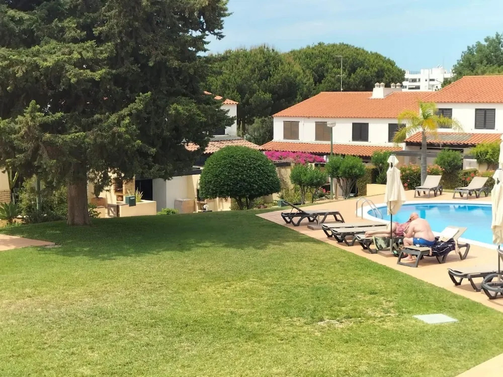 V2 Vilar Jardim Piscina Wifi