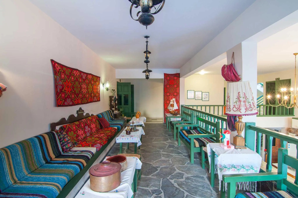 Trefon Hotel Apartments and Family Suites