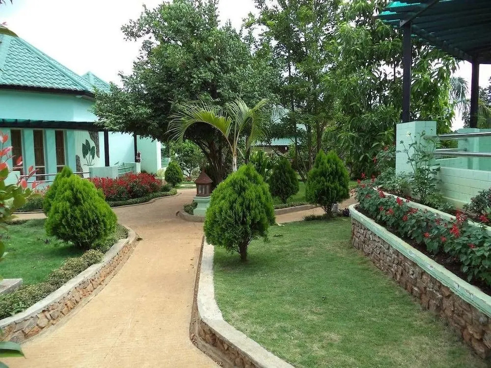 Hsaung Thazin Hotel Pyin Oo Lwin