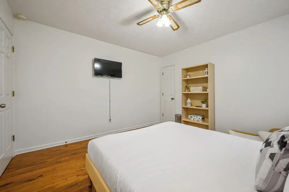 1223 Settlebench Ln NW Kennesaw