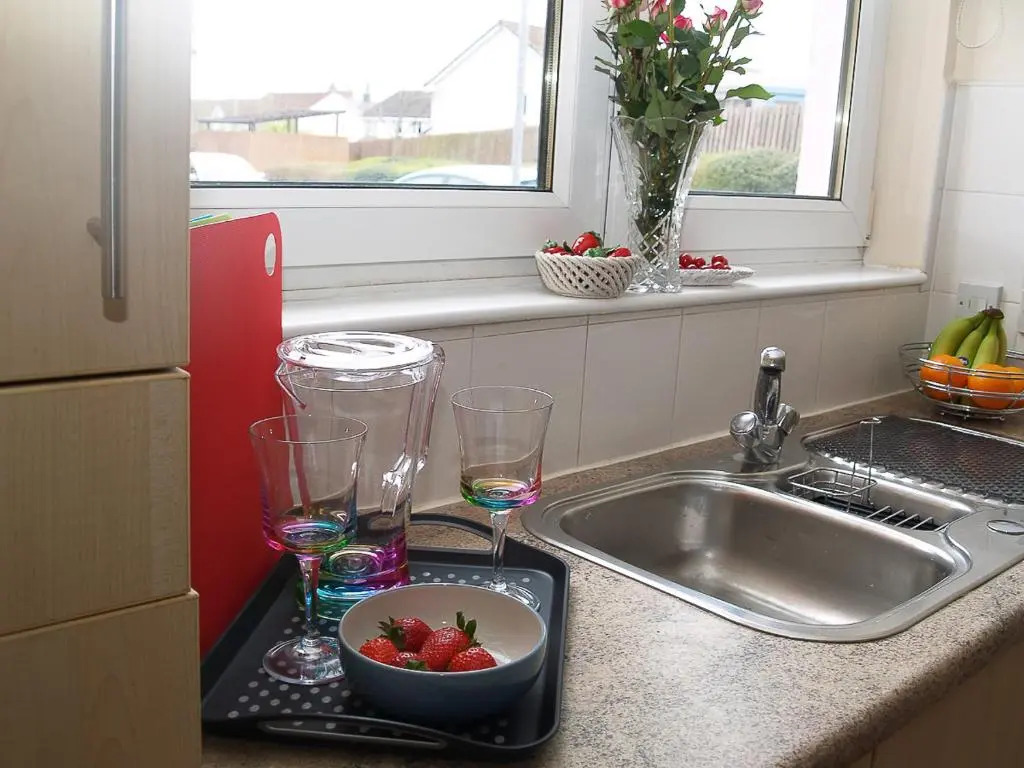 Hla - King Court Apartment 2