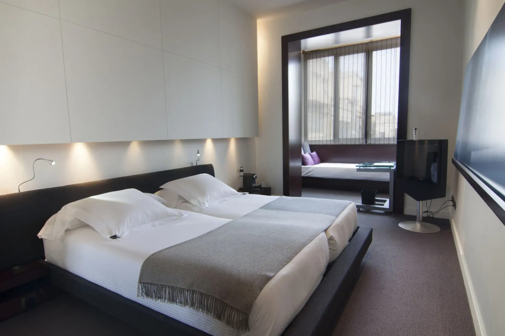 Sixtytwo Hotel