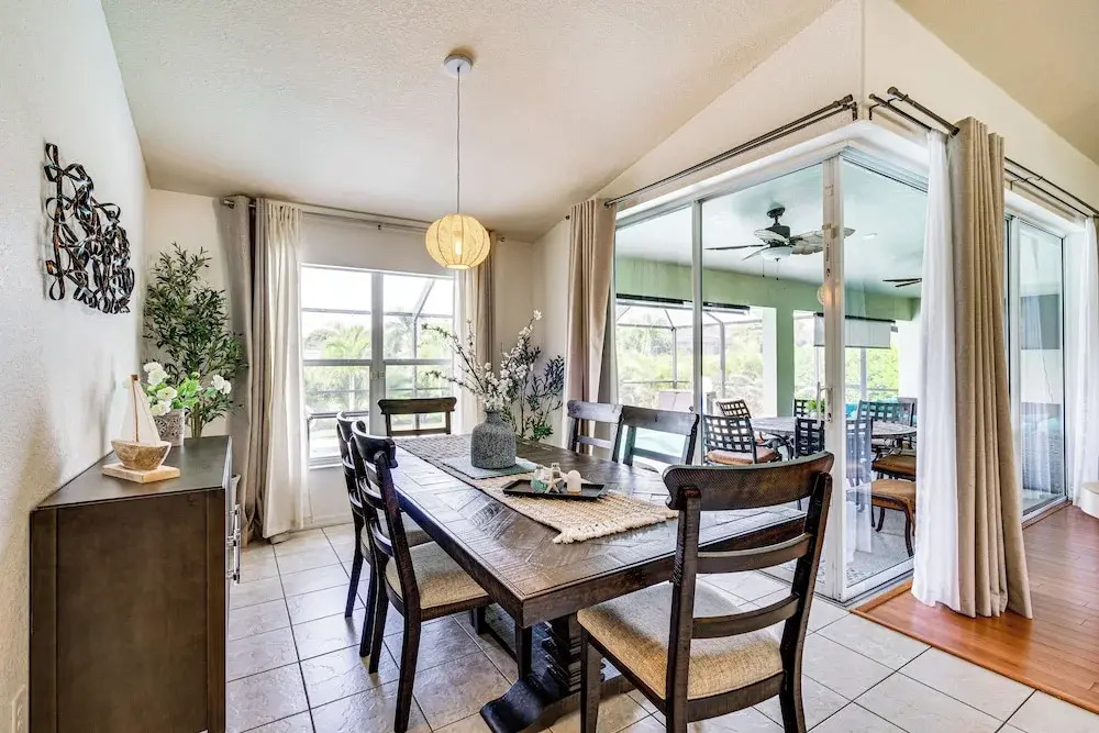 Poolside Lounge & Game Area: Cape Coral Retreat