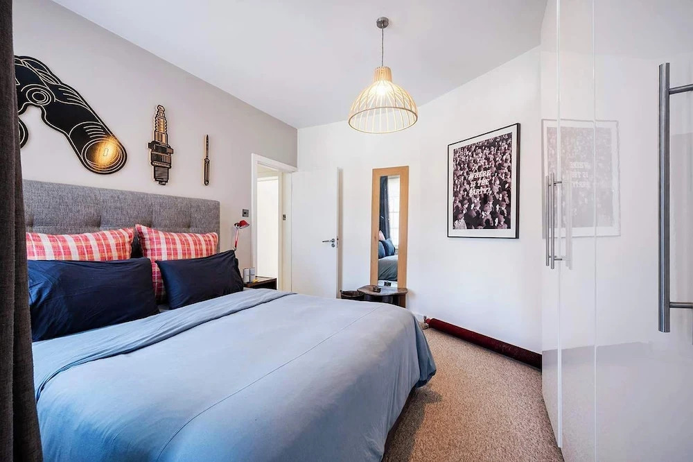The Writers Light- 2 bed Shoreditch