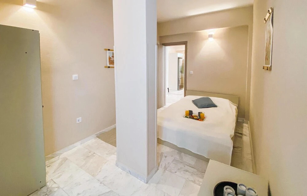Beautiful Apartment in Chalkida With Wifi and 2 Bedrooms