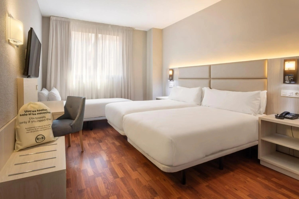 B&B HOTEL Zaragoza Royal