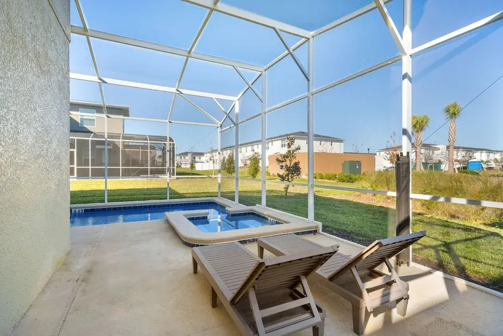 Chic 5bed Home With Themed Rooms
