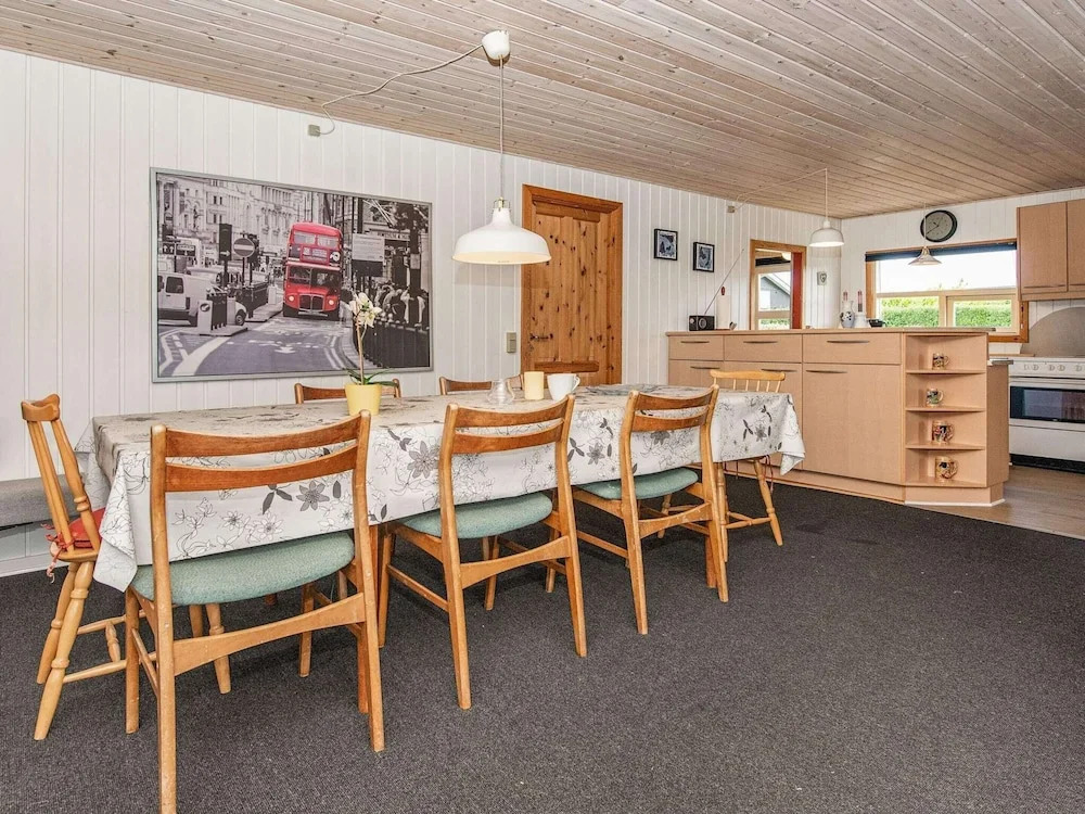 Vibrant Holiday Home in Juelsminde near Sea