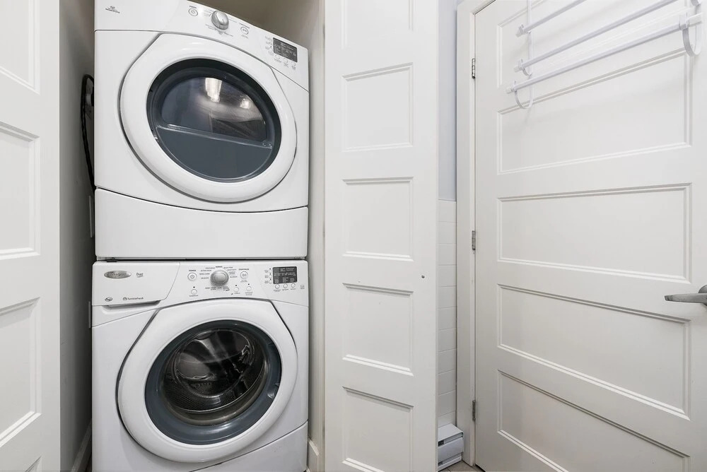 Playful 1BR in Festival Quarter