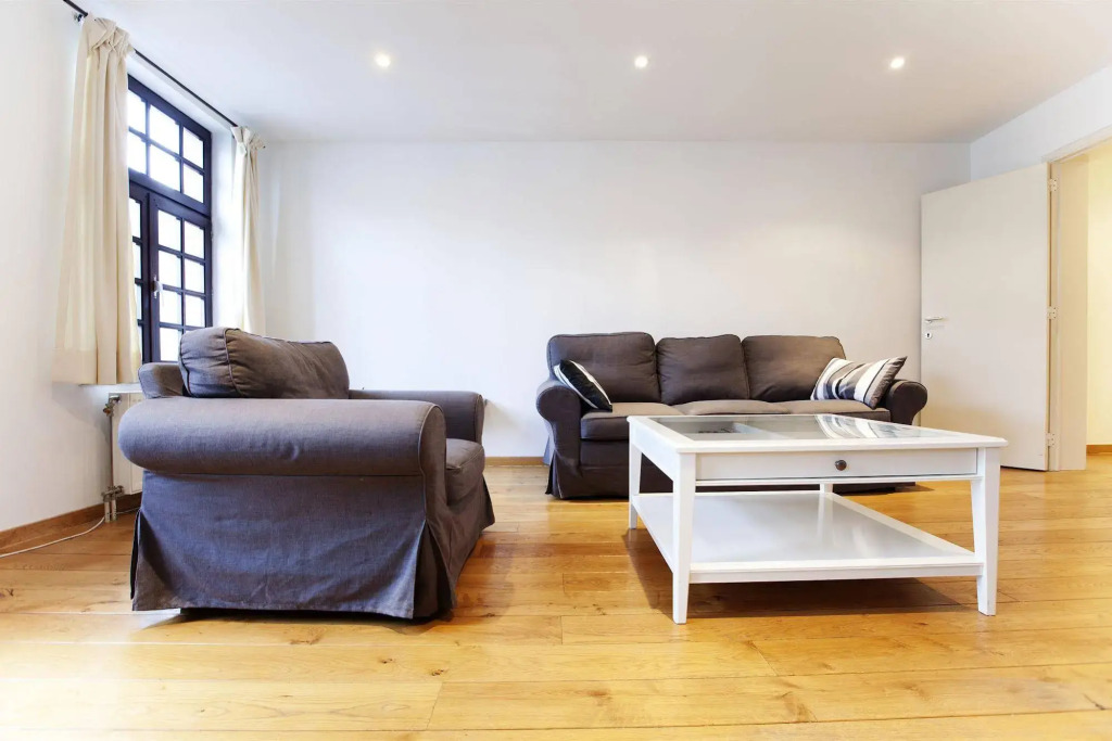 Grand Place Apartments