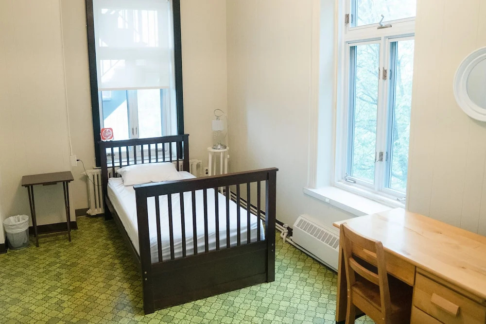 Auberge de Jeunesse Les Balcons
