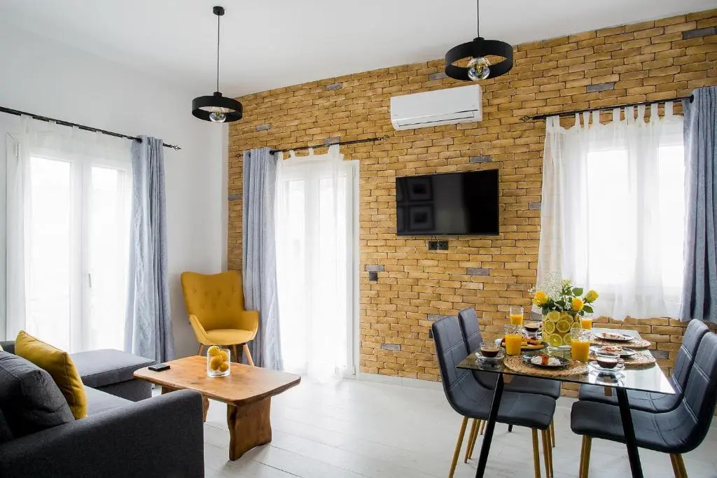 Deluxe Town Hall Square Flat in Historical Center 3
