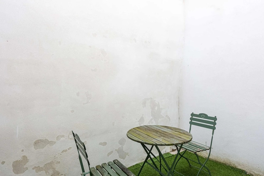 Charming Flat Near Place de la Victoire