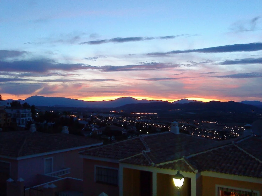 Cozy Holiday Home in Alhaurín de la Torre With Private Pool