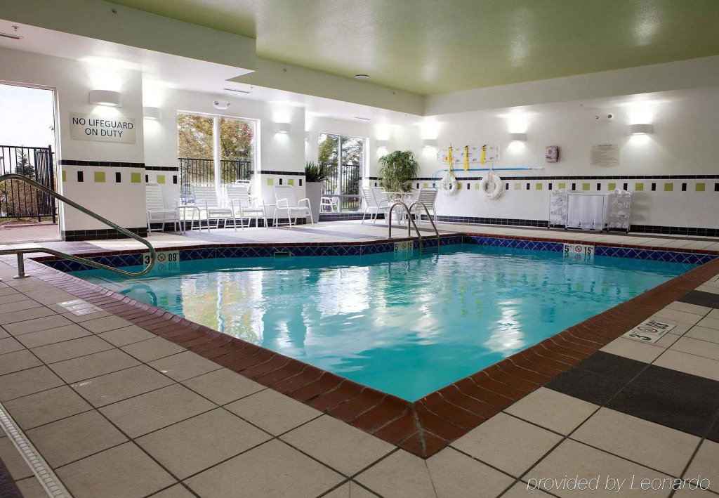 Fairfield Inn and Suites Flint Fenton