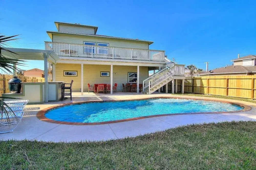 Leave of Absence - 4 Br Home