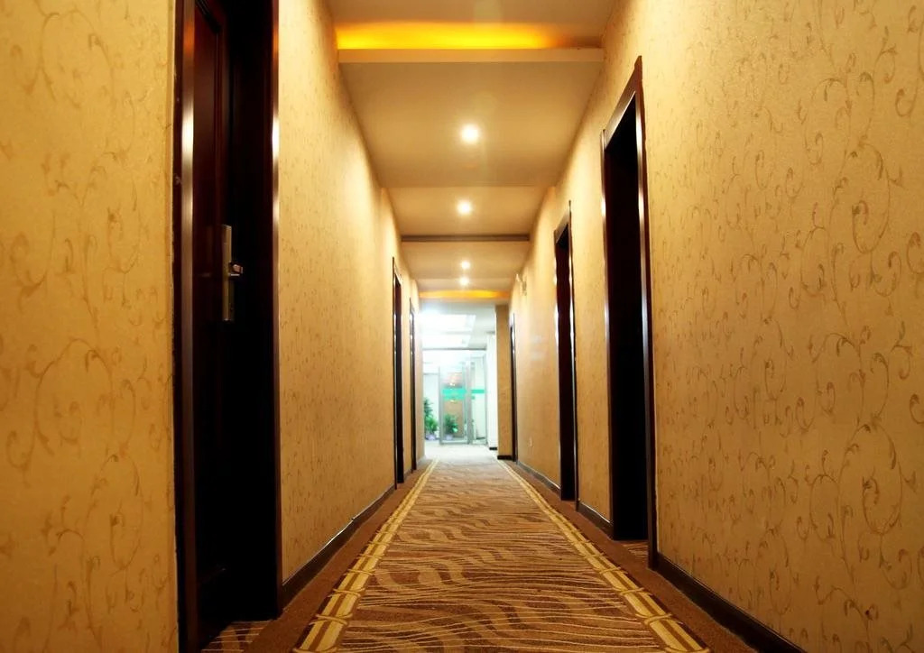 Wuyishan Ai'hua Business Hotel