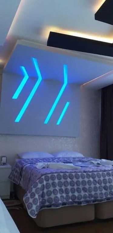Blue Tower Suit Hotel