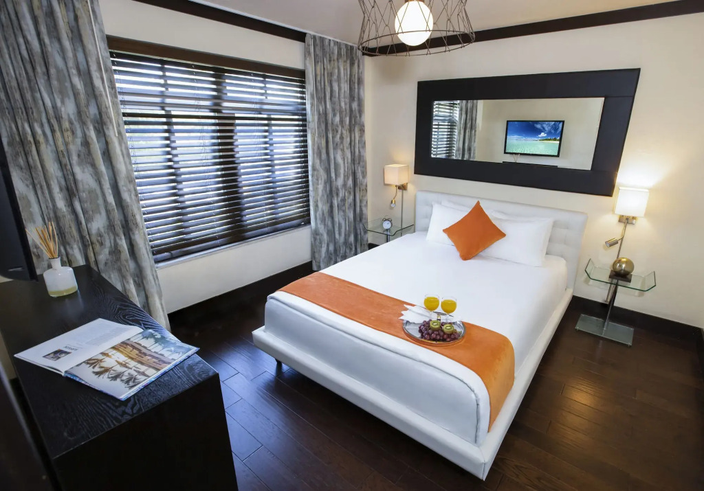 Lincoln Arms Suites
