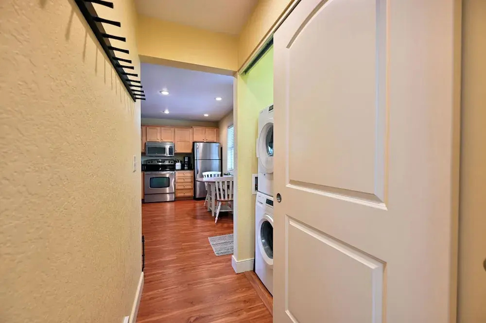 Unit 109 2 Bdrm/ 2 BA