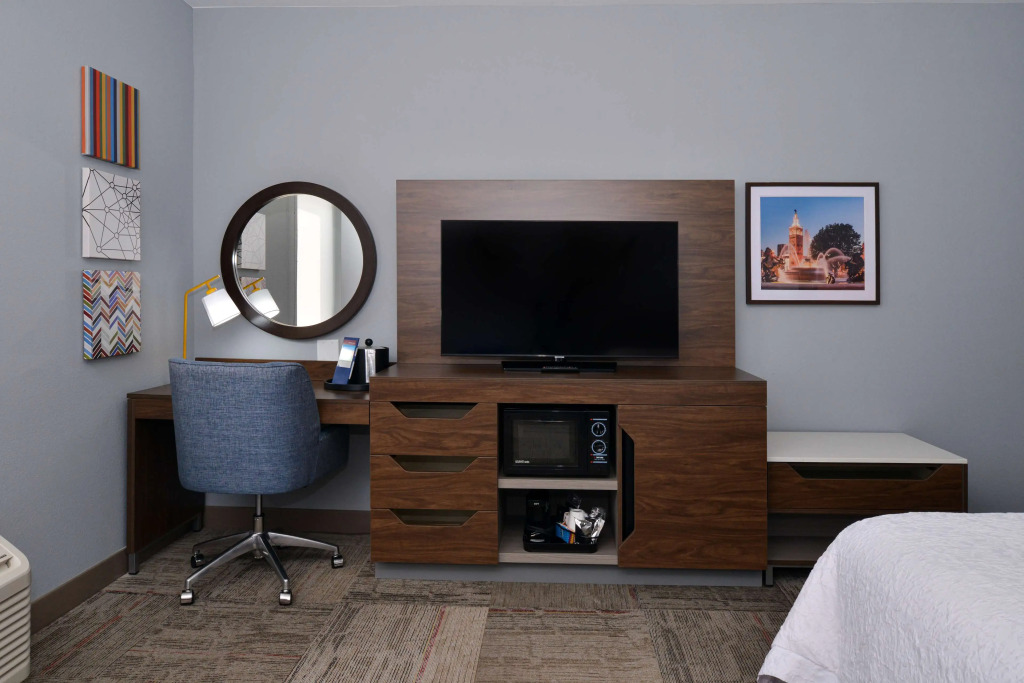 Hampton Inn Kansas City Northeast
