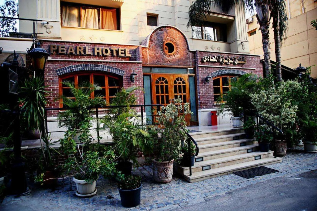 Pearl Hotel, Maadi
