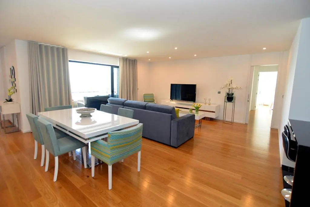 Sec XXI 12 - 3 Bed Flat
