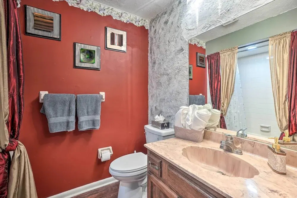 Waterside New Port Richey Condo w/ Pool Access!