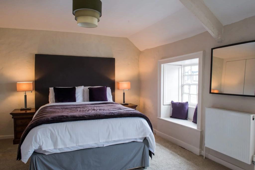 The Bear, Cowbridge