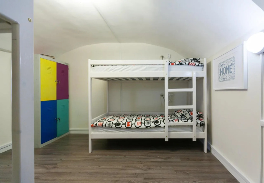 Positive hostel 
